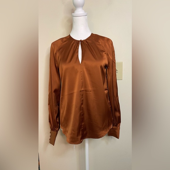 Banana Republic Keyhole Button Closure Long Raglan Sleeves Blouse Top Sz XXS.NWT - Picture 3 of 17